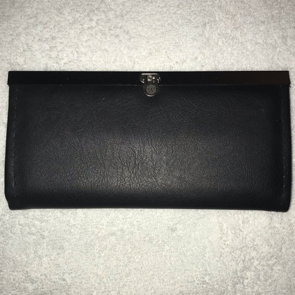 Wallet - Picture 1 of 3